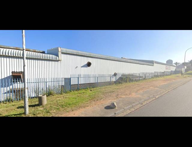 4,911M² WAREHOUSE FOR SALE IN SELBY